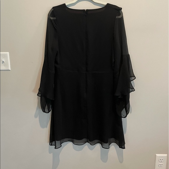 Women’s NEW with original tag Black Express Dress SZ 12 - Picture 3 of 4